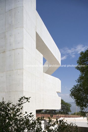 fundação iberê camargo alvaro siza