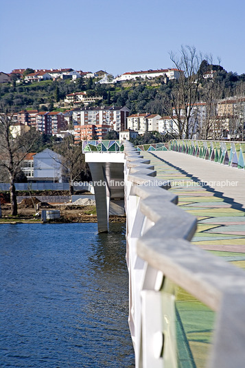 ponte pedro e inês cecil balmond