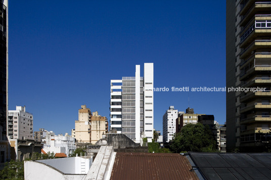 edifício altamira rafael iglesia