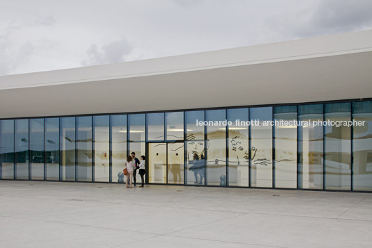oscar niemeyer cultural center oscar niemeyer