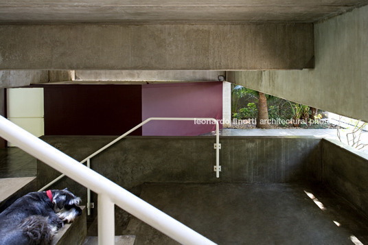 gerassi house Paulo Mendes da Rocha