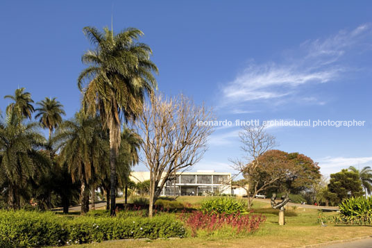 museu da pampulha oscar niemeyer