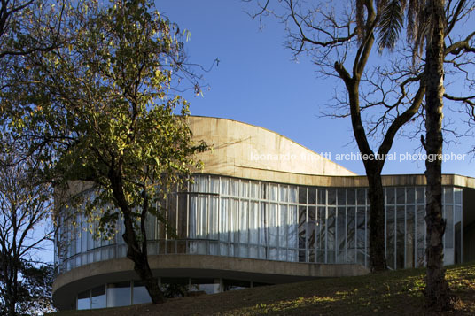 museu de arte da pampulha oscar niemeyer
