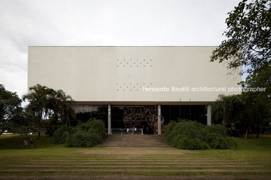 pavilhão bienal sp - parque ibirapuera oscar niemeyer