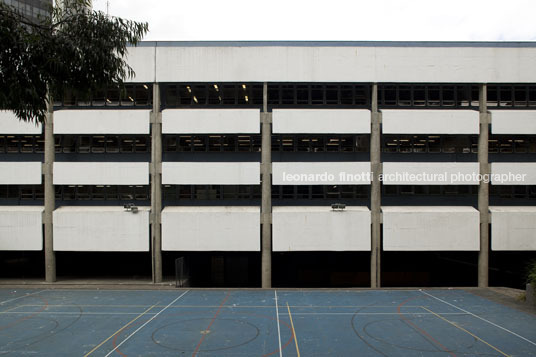 escola roosevelt paulo mendes da rocha