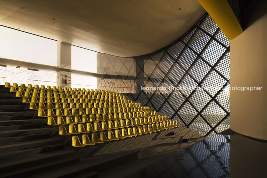 teatro popular - caminho niemeyer oscar niemeyer