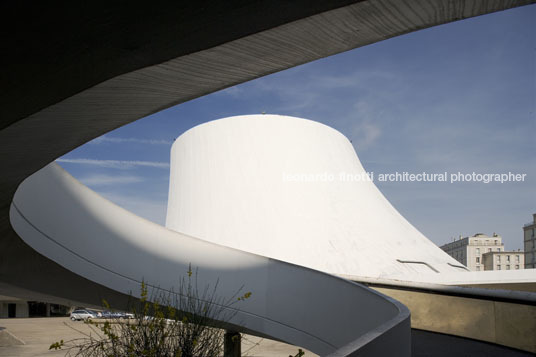 le volcan oscar niemeyer