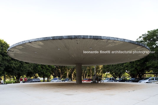 choro club oscar niemeyer