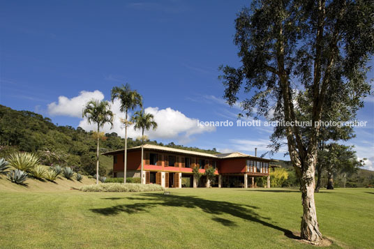 casa pc - fazenda prata bernardes+jacobsen