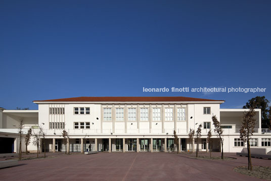 escola avelar brotero inês lobo