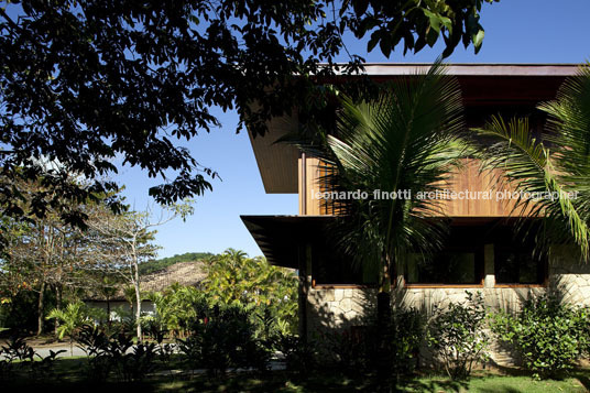 casa jo bernardes+jacobsen