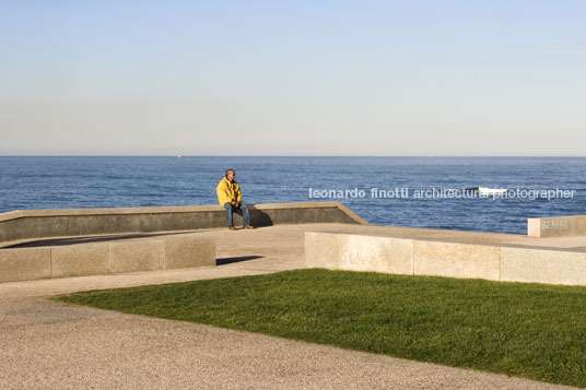 leça da palmeira seaside alvaro siza