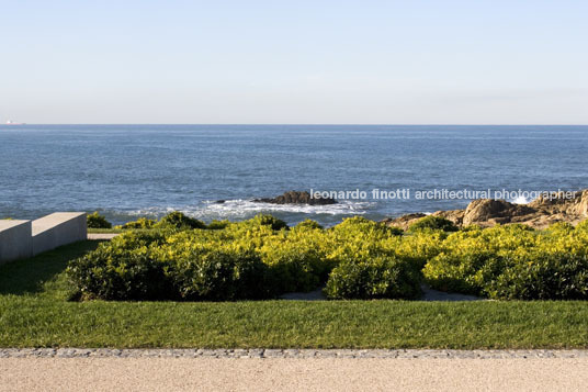 leça da palmeira seaside alvaro siza