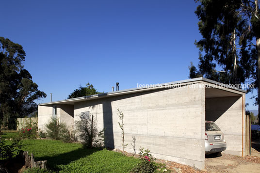 land manager´s house at fundo izaro martin hurtado