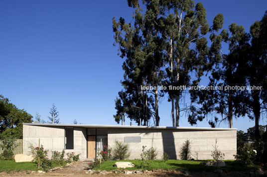 land manager´s house at fundo izaro martin hurtado