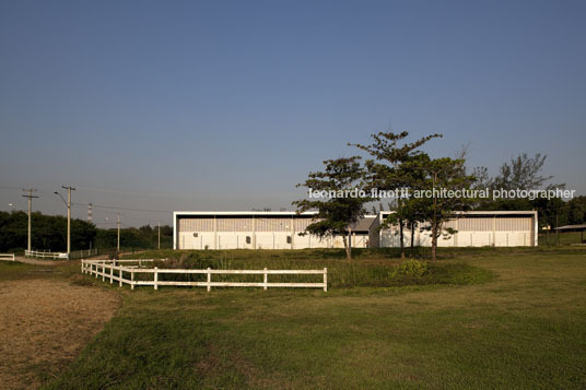 equestrian center - stables bcmf arquitetos