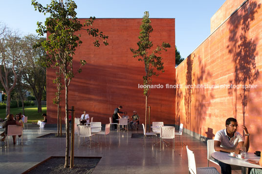 casa das histórias paula rego eduardo souto de moura