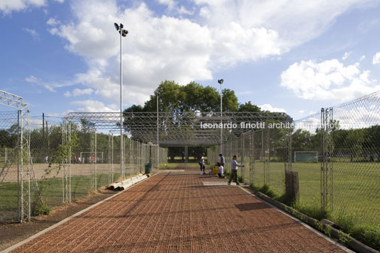 parque irigoyen rafael iglesia