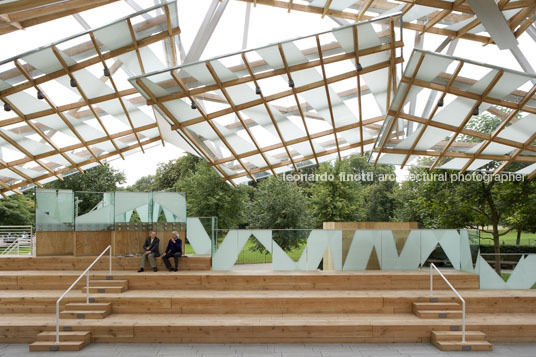 serpentine pavilion 2008 frank o. gehry