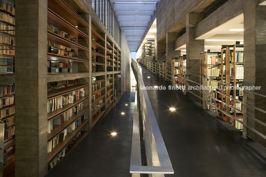 biblioteca - universidade dos açores atelier santos