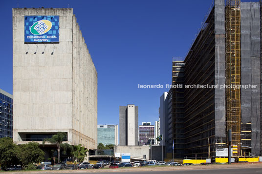 dataprev building joão filgueiras lima (lelé)