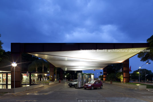 gas station at unb campus matheus gorovitz