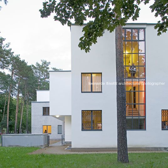 bauhaus masters houses walter gropius