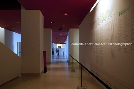 exd 09: timeless exhibition - museu oriente pedrita