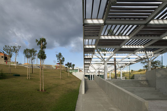 ville sainte helene casa de arquitetura