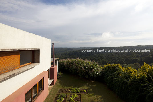 residência eprf - quinta da baroneza gui mattos