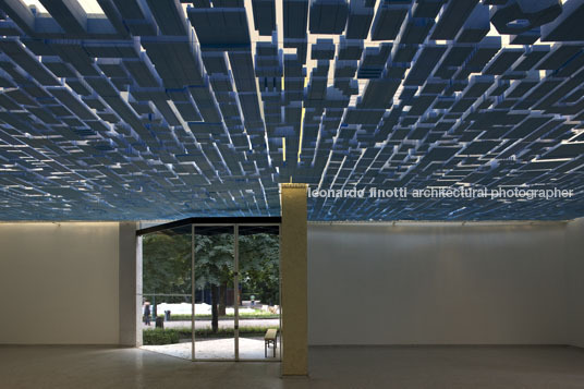 people meet in architecture - giardine della bienalle 2010 kazuyo sejima