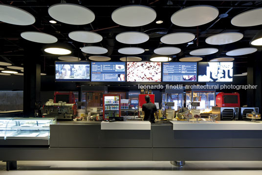 cinema itaú/casapark metro arquitetos