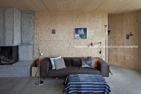 architect & artist apartment house andreas fuhrimann