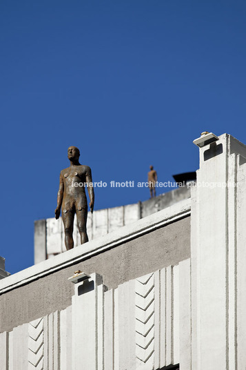 antony gormley: event horizon marcello dantas