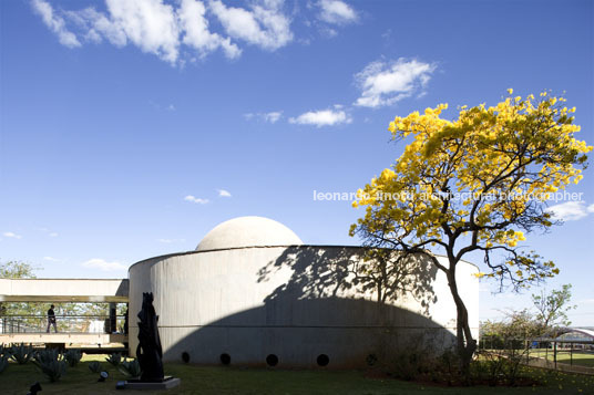 brazil bank cultural center oscar niemeyer