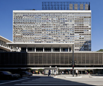 conjunto nacional building