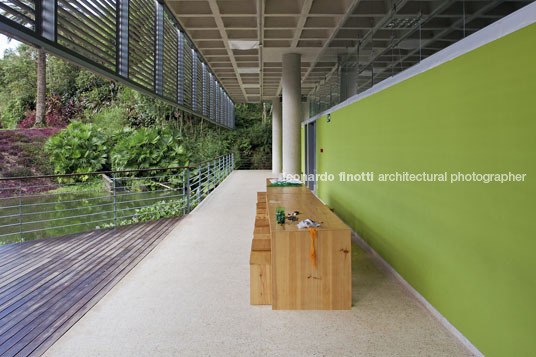 centro educativo burle marx - inhotim Arquitetos Associados