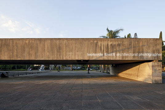 mube paulo mendes da rocha