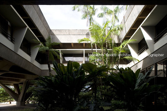 italian embassy pier luigi nervi