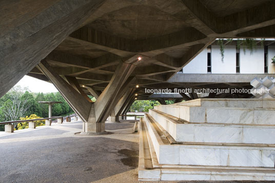 italian embassy pier luigi nervi