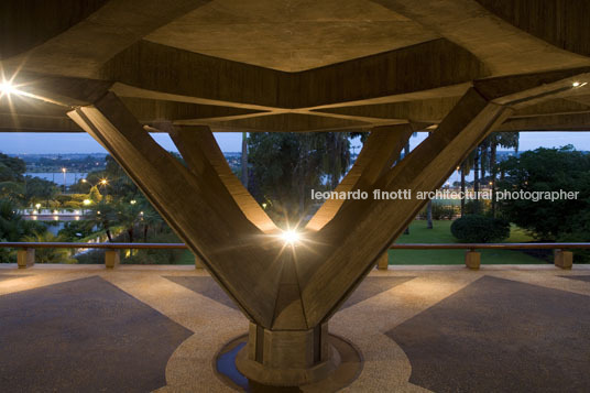 l'ambasciata d'italia pier luigi nervi