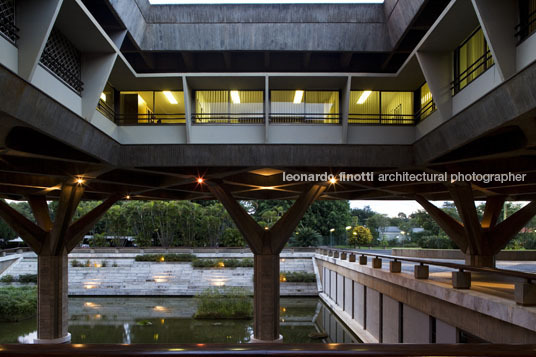 italian embassy pier luigi nervi