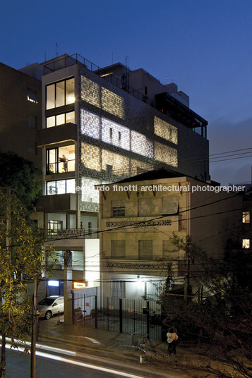 leitão building triptyque