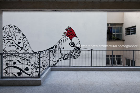 leitão building triptyque