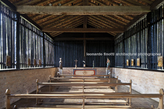 fazenda 3 pedras - capela isay weinfeld