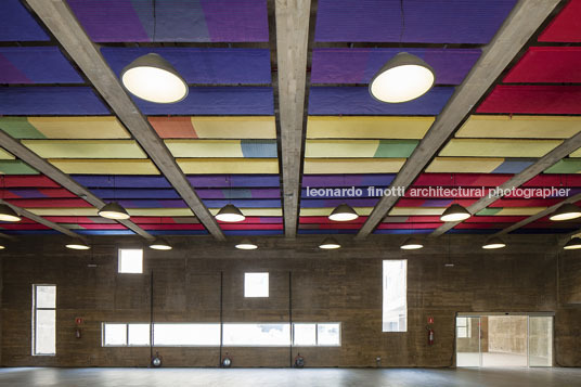 praça das artes brasil arquitetura