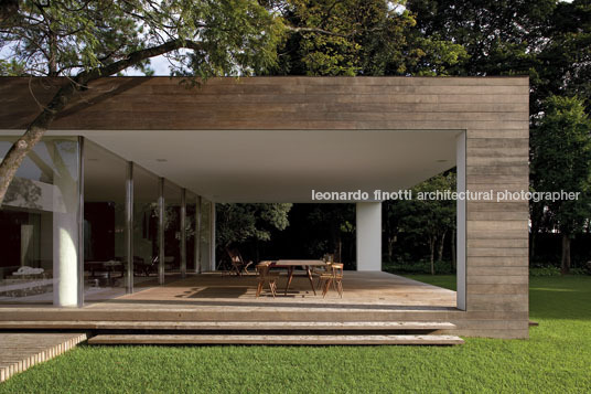 casa grécia isay weinfeld