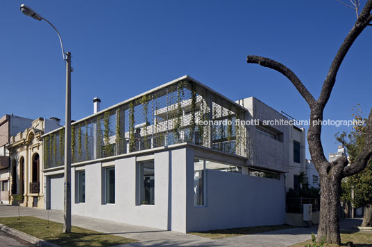 house in punta carretas oreggioni+prieto