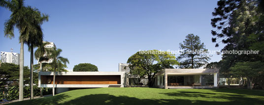 casa grécia isay weinfeld