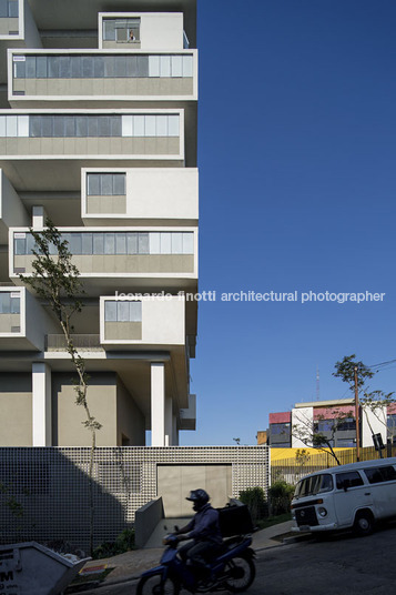 edifício 360º isay weinfeld